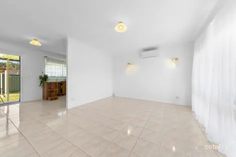 Property photo of 6 Somerville Close Budgewoi NSW 2262