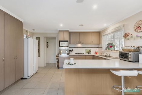 Property photo of 3A Bronze Drive Kangaroo Flat VIC 3555