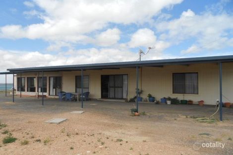 14 Flensburg Dr, Weeroona Island, SA 5495