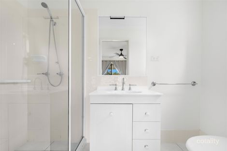 Property photo of 9 Moonstone Drive Urangan QLD 4655