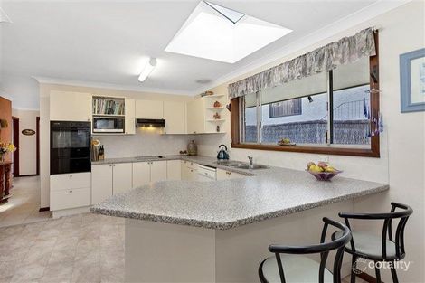 Property photo of 37 Bertana Crescent Warriewood NSW 2102