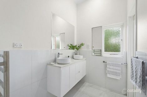 Property photo of 8 Maysia Street Canterbury VIC 3126