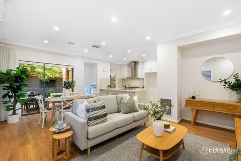 Property photo of 2A Lower Court Nunawading VIC 3131