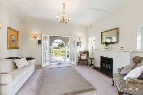 Property photo of 635 Hawthorn Road Brighton East VIC 3187