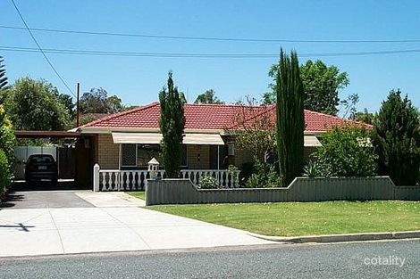 14 Kingston St, Embleton, WA 6062