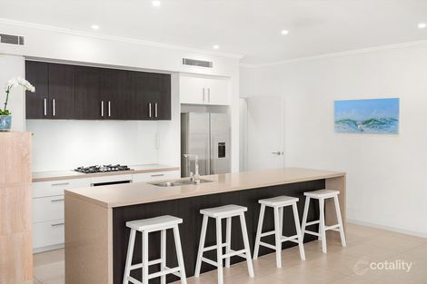 Property photo of 5 Hakea Drive Warriewood NSW 2102