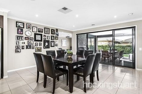 Property photo of 35 Castlemaine Drive Eynesbury VIC 3338