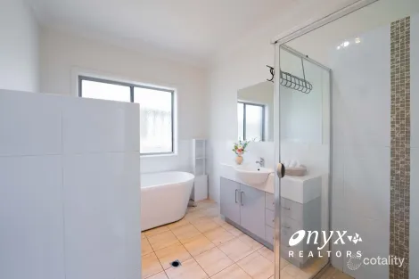 Property photo of 286A Hampstead Road Clearview SA 5085