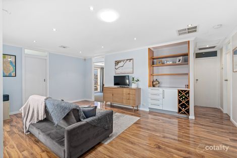 Property photo of 4 Oakvale Way Hallett Cove SA 5158