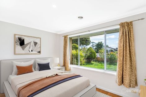 Property photo of 4 Cornwall Avenue Keysborough VIC 3173