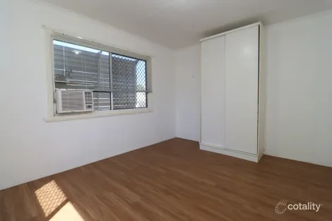 Property photo of 2/75 West Street Menzies QLD 4825