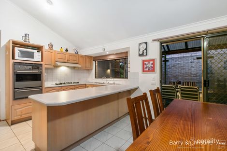 Property photo of 7 Kurrajong Road Narre Warren VIC 3805