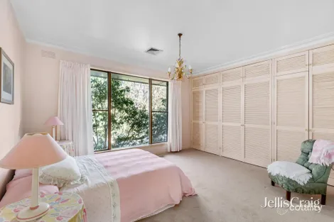 Property photo of 95 Buckingham Drive Heidelberg VIC 3084