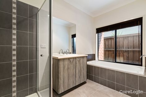 Property photo of 36 McKenzie Way Doreen VIC 3754