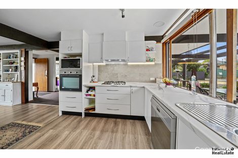 Property photo of 8 Kabbera Boulevard Kelso NSW 2795