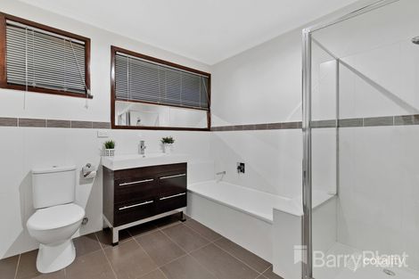 Property photo of 164 Greenhills Road Bundoora VIC 3083