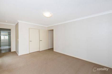 Property photo of 6 Mallee Close Wannanup WA 6210