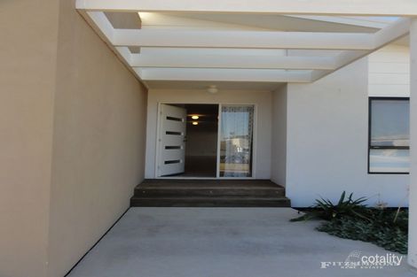 Property photo of 17 Barry Place Dalby QLD 4405