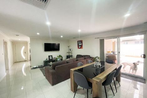 Property photo of 64 Messenger Avenue Boorooma NSW 2650