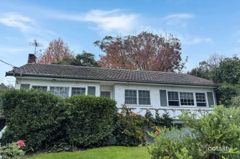 4 Churchill St, Springwood, NSW 2777