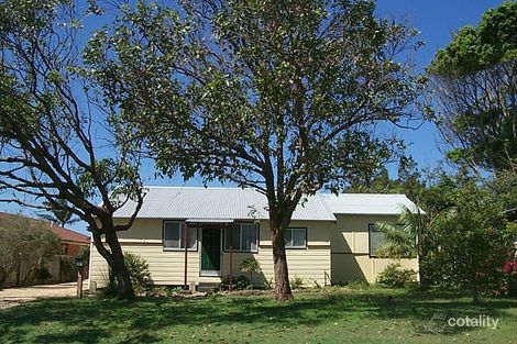 56 Wallace St, Scotts Head, NSW 2447