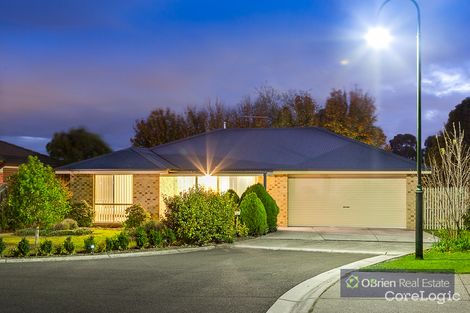 Property photo of 3 Larne Close Berwick VIC 3806