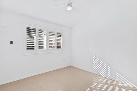 Property photo of 11 Caloola Close Bateau Bay NSW 2261