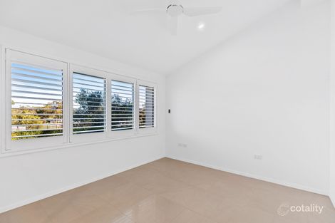 Property photo of 11 Caloola Close Bateau Bay NSW 2261