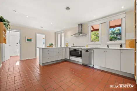 Property photo of 9 Hoseason Street Mawson ACT 2607