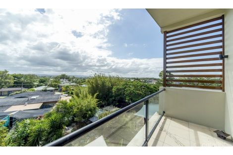 Property photo of 2/28 Ashbourne Terrace Biggera Waters QLD 4216