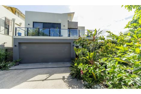 Property photo of 2/28 Ashbourne Terrace Biggera Waters QLD 4216