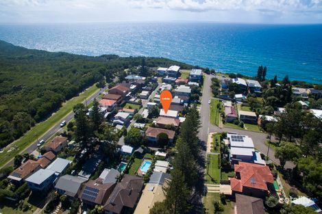 Property photo of 7 Cowlishaw Street Redhead NSW 2290