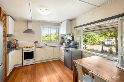 9 Village Way, Macs Cove, VIC 3723