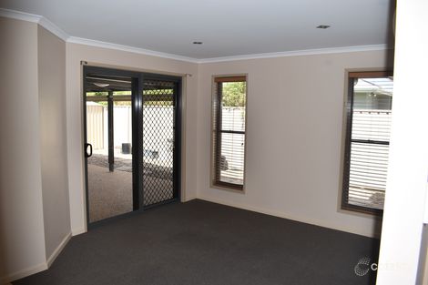 Property photo of 2/5 Brokenwood Street Emerald QLD 4720