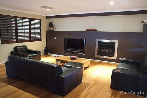 Property photo of 19 Hilda Way Cranbourne VIC 3977
