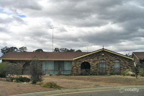 Property photo of 9 Pasadena Place St Clair NSW 2759