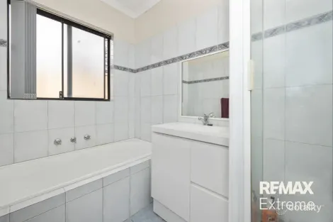 Property photo of 17 Donabate Road Ridgewood WA 6030