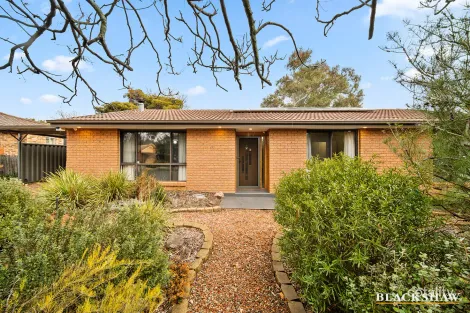 Property photo of 32 Collyburl Crescent Isabella Plains ACT 2905