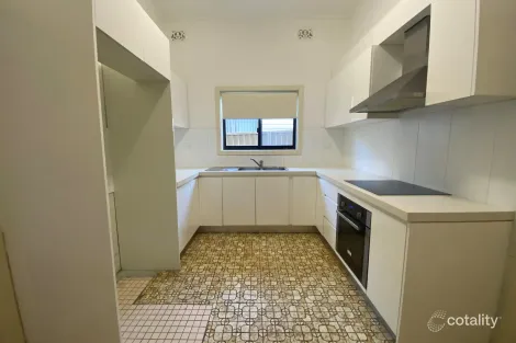 11 Rupert St, Merrylands West, NSW 2160