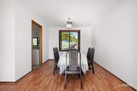 Property photo of 5 Luderitz Close Hallett Cove SA 5158
