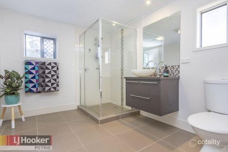 Property photo of 24 Boyanda Drive Kallangur QLD 4503