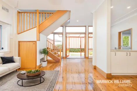 2 Arthur St, Rodd Point, NSW 2046