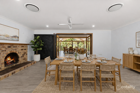 Property photo of 211-213 Avalon Road Sheldon QLD 4157