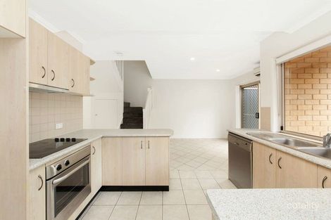 8/62 Leicester St, Coorparoo, QLD 4151