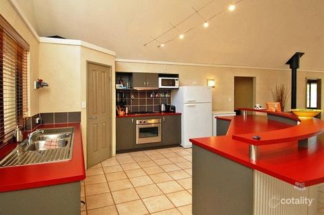 Property photo of 18 Costata Cove Roleystone WA 6111