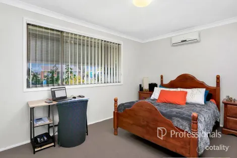 Property photo of 23 Narcissus Avenue Quakers Hill NSW 2763