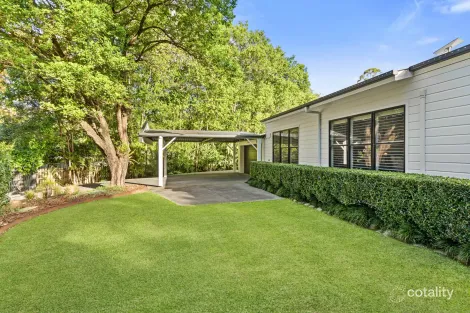 Property photo of 4 Hersden Court Bonogin QLD 4213