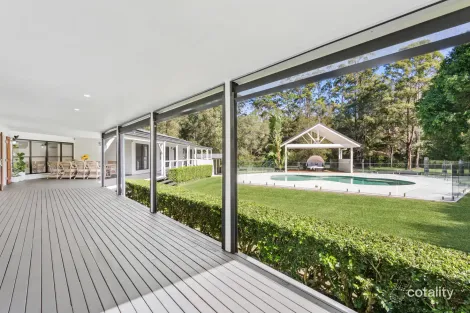 Property photo of 4 Hersden Court Bonogin QLD 4213