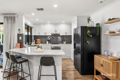 Property photo of 2 Rivett Place Pooraka SA 5095