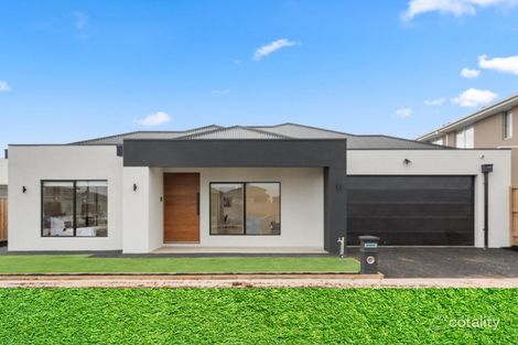 16 Ionica Loop, Truganina, VIC 3029